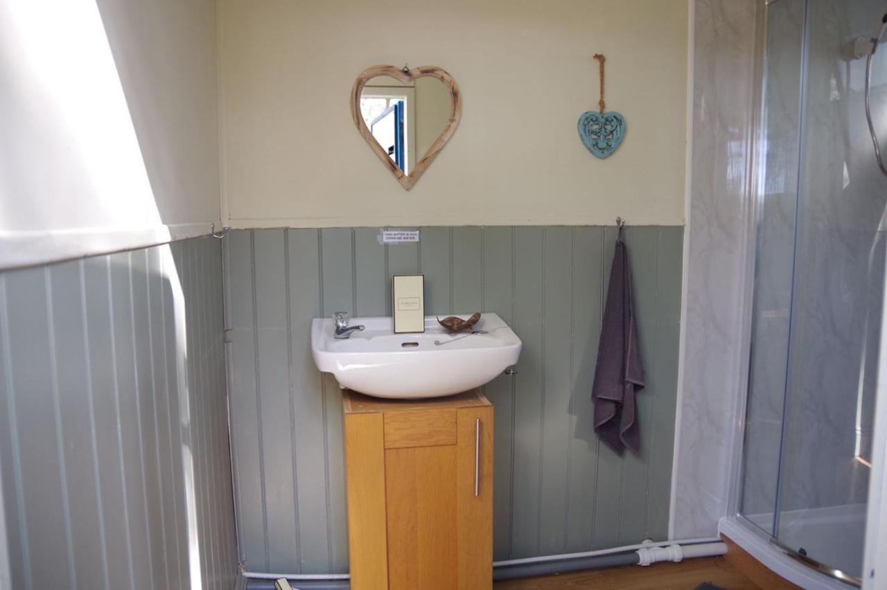 Penbedw Uchaf Estate - Rural Retreats, Tennis Mold Luaran gambar